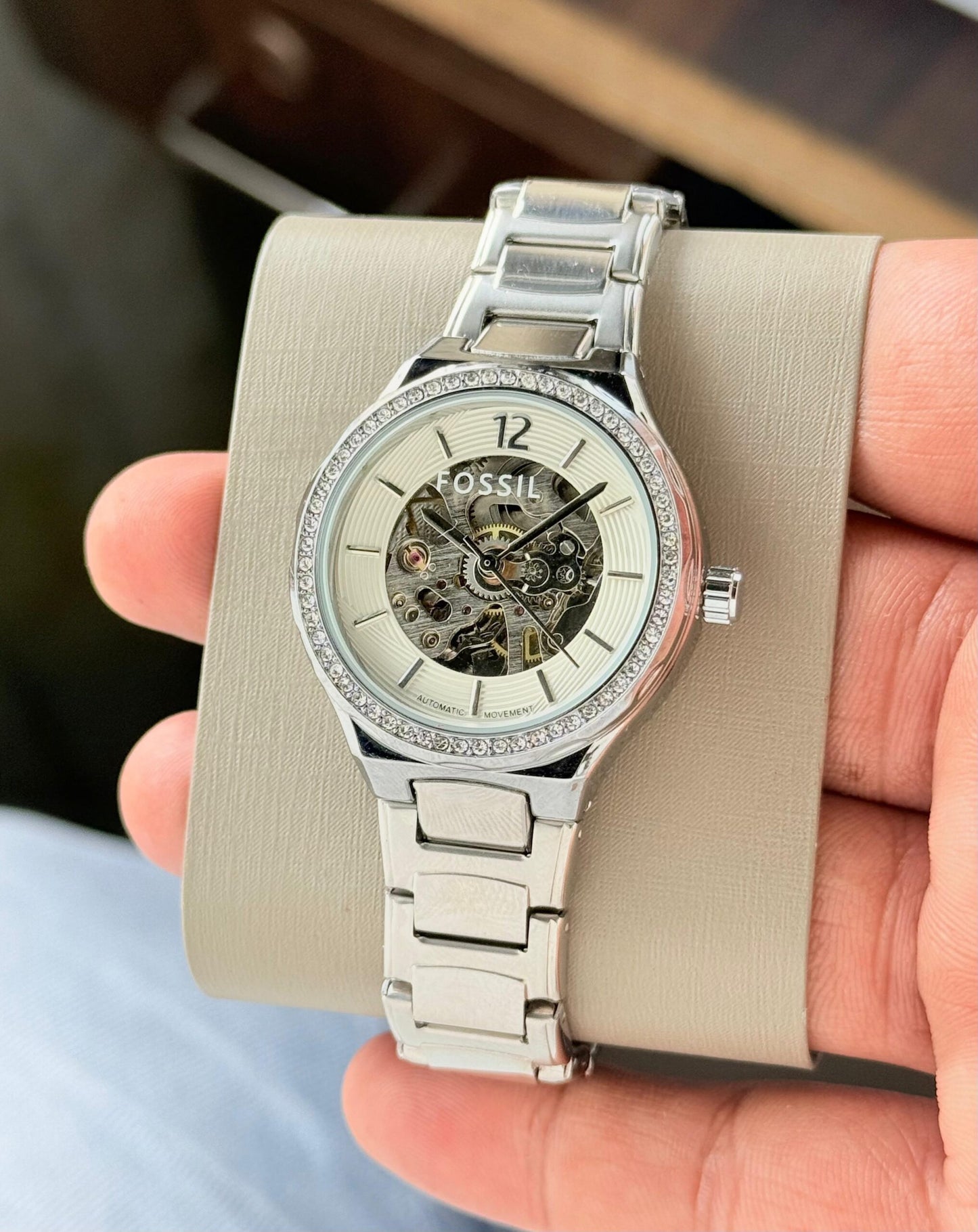 Fossil Eevie Skeleton Automatic