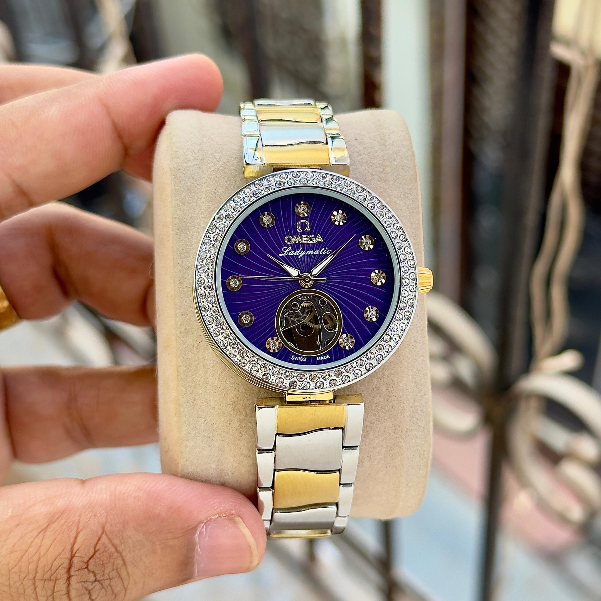 Omega Ladymatic Royal Purple Edition