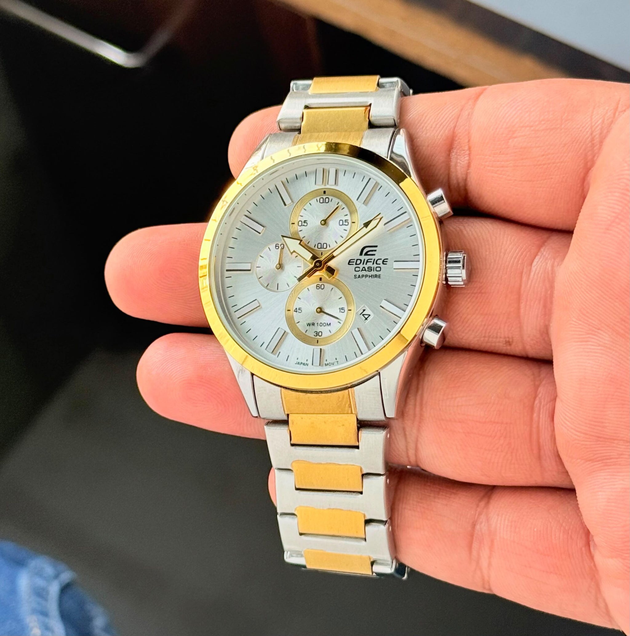 Edifice Casio Chronograph White Dial ⌚
