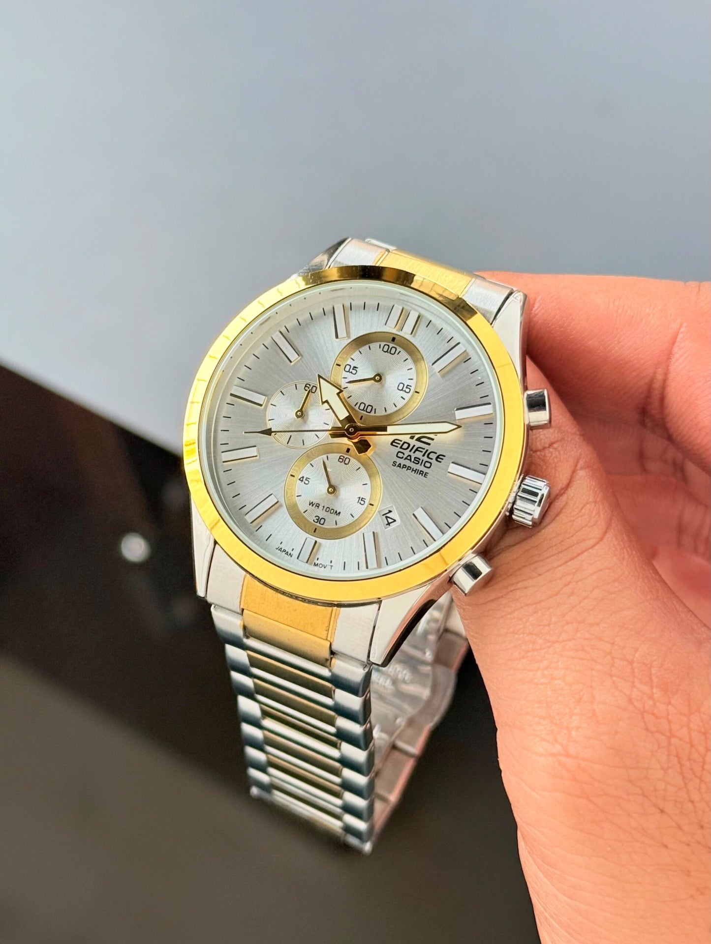 Edifice Casio Chronograph White Dial ⌚