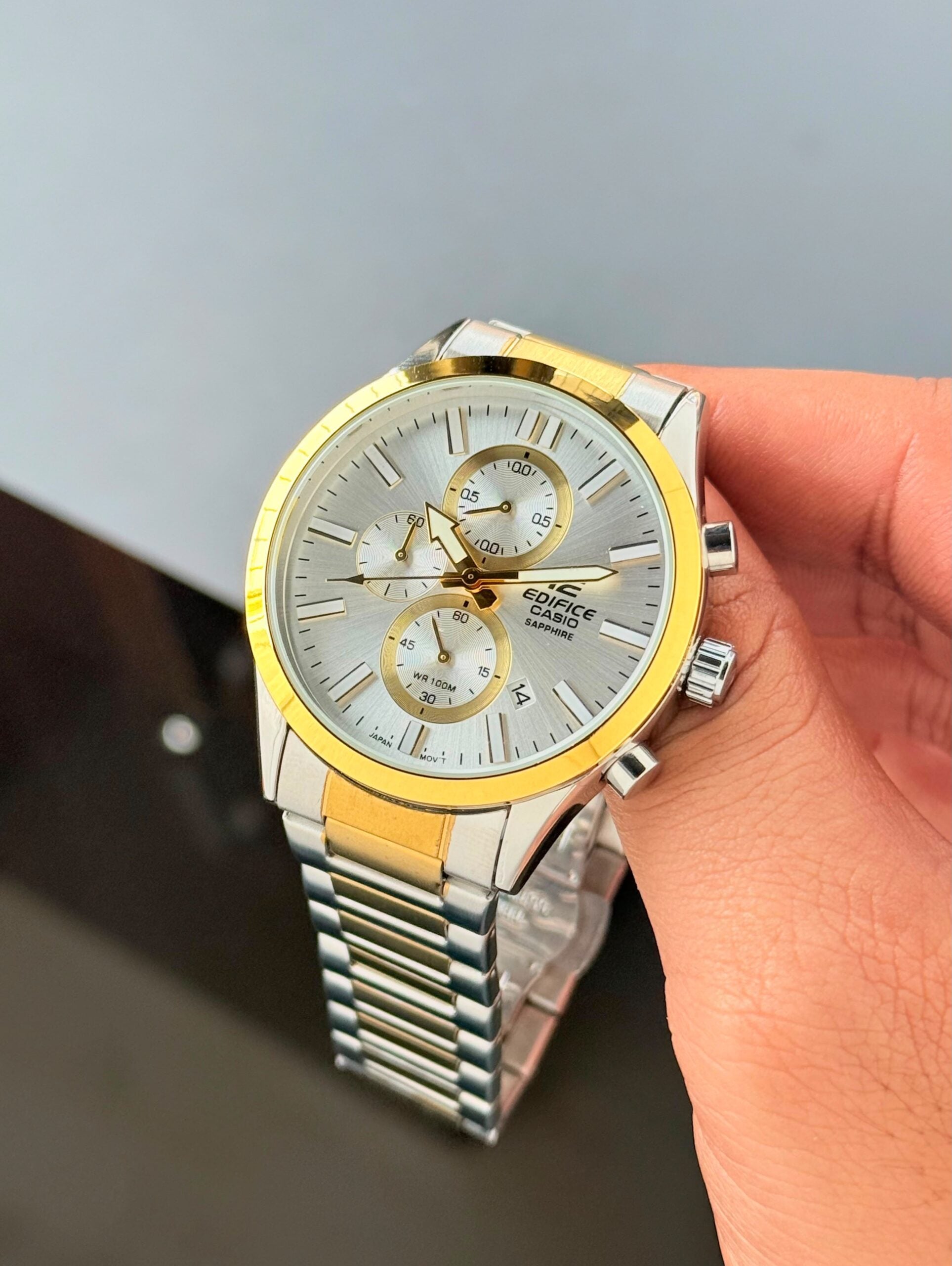 Edifice Casio Chronograph White Dial ⌚