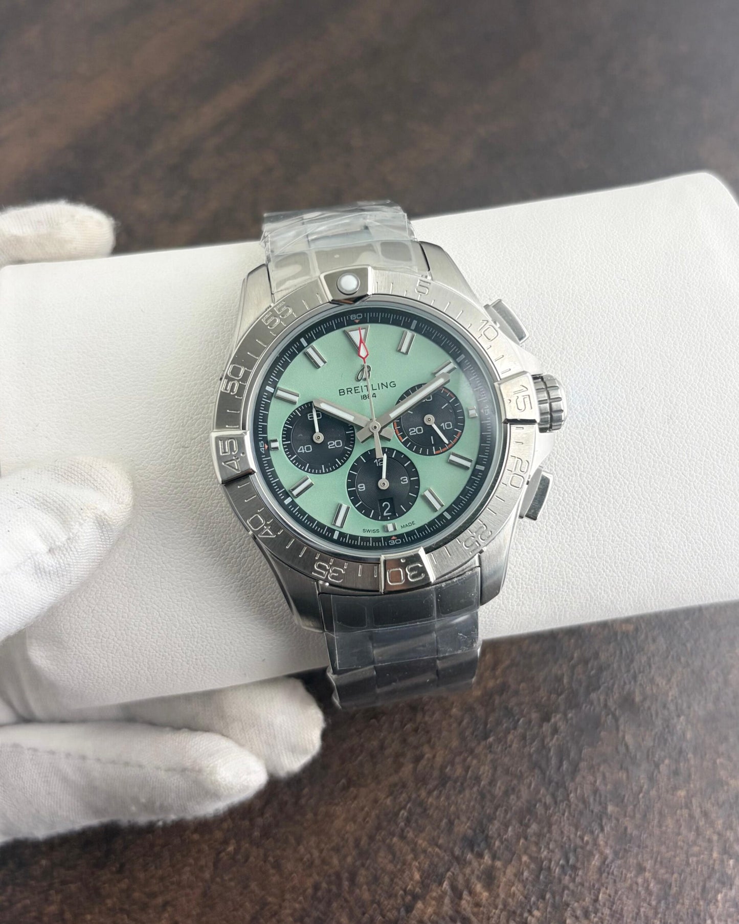 Breitling Avenger B01 Chronograph