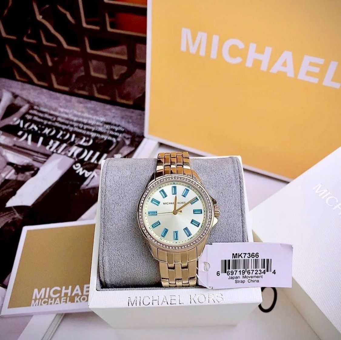 Michael Kors Pilot Pave Gold Edition