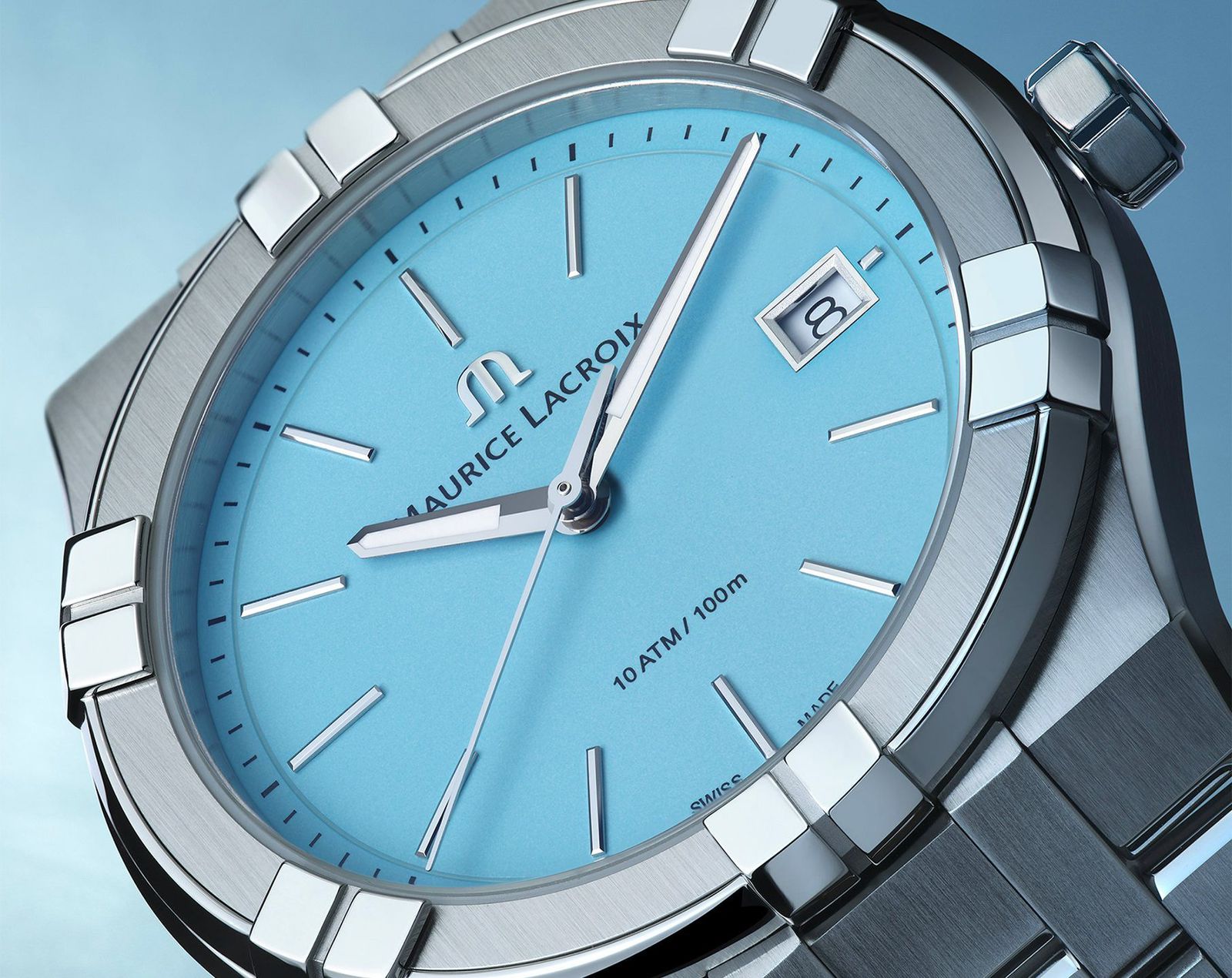 Maurice Lacroix Aikon Quartz Tiffany Blue