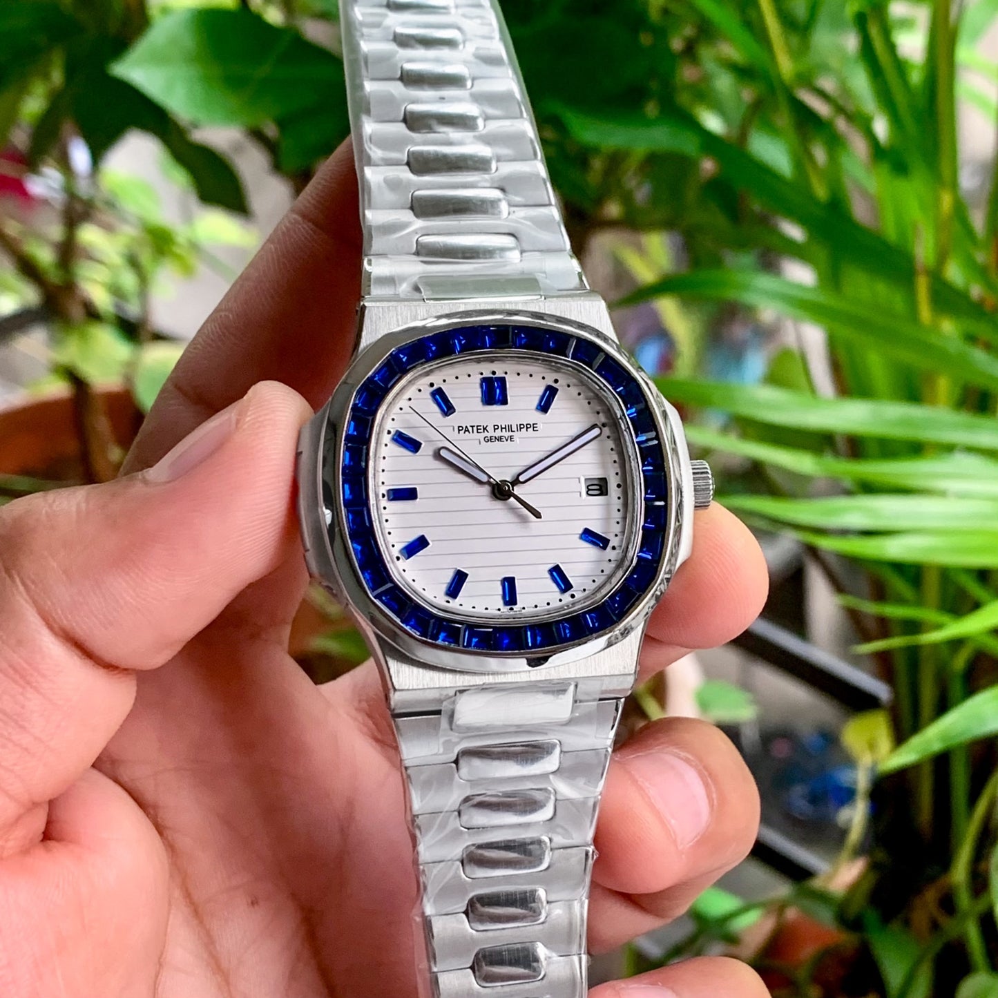 Patek Philippe Nautilus Diamond Silver Edition