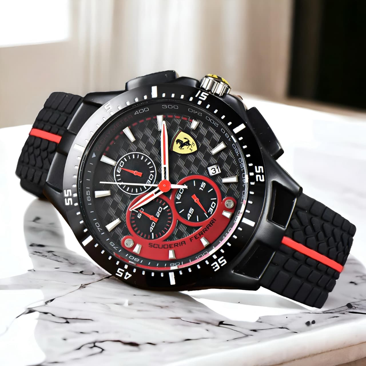 Scuderia Ferrari Black Red Edition