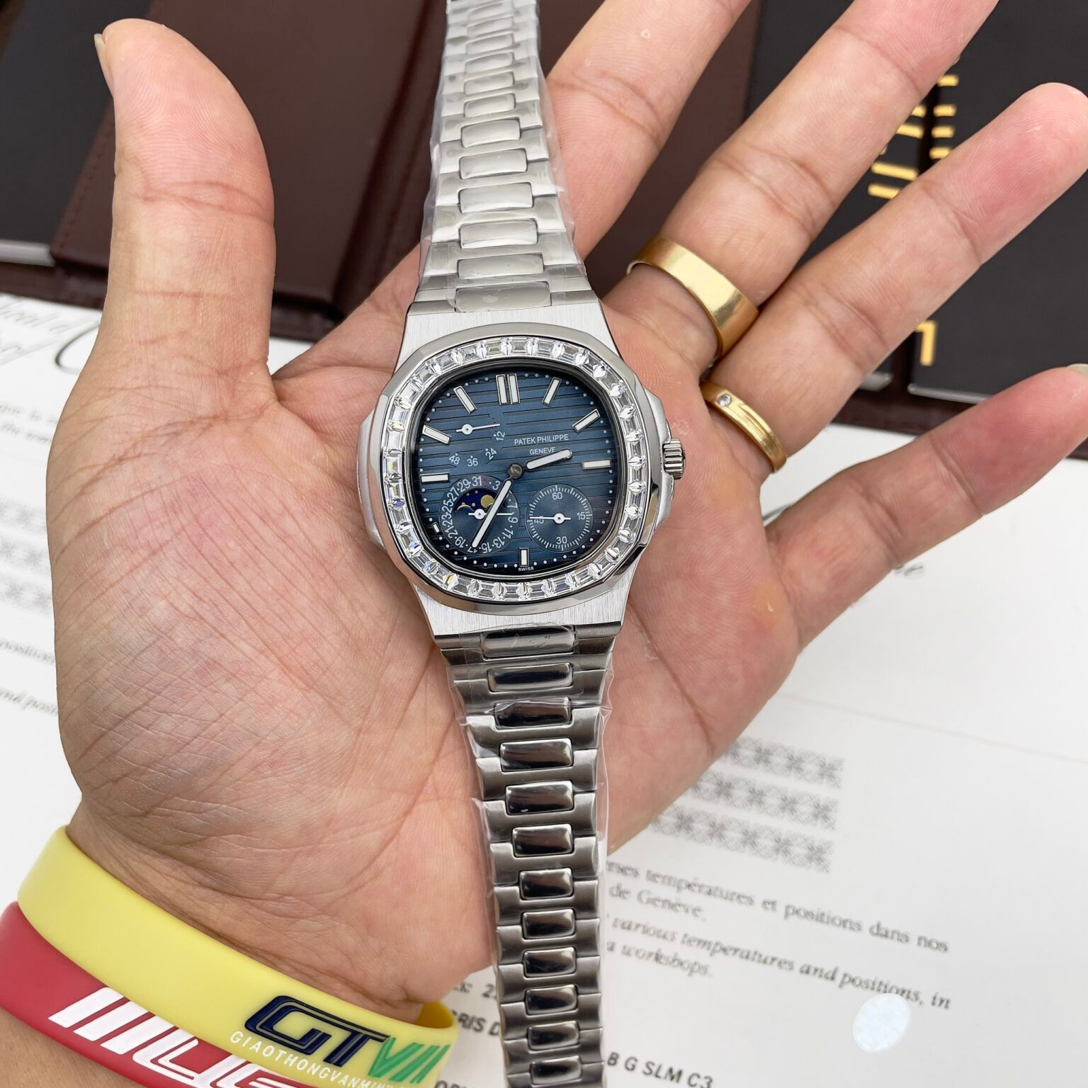 Patek Philippe Nautilus Diamond Edition Automatic