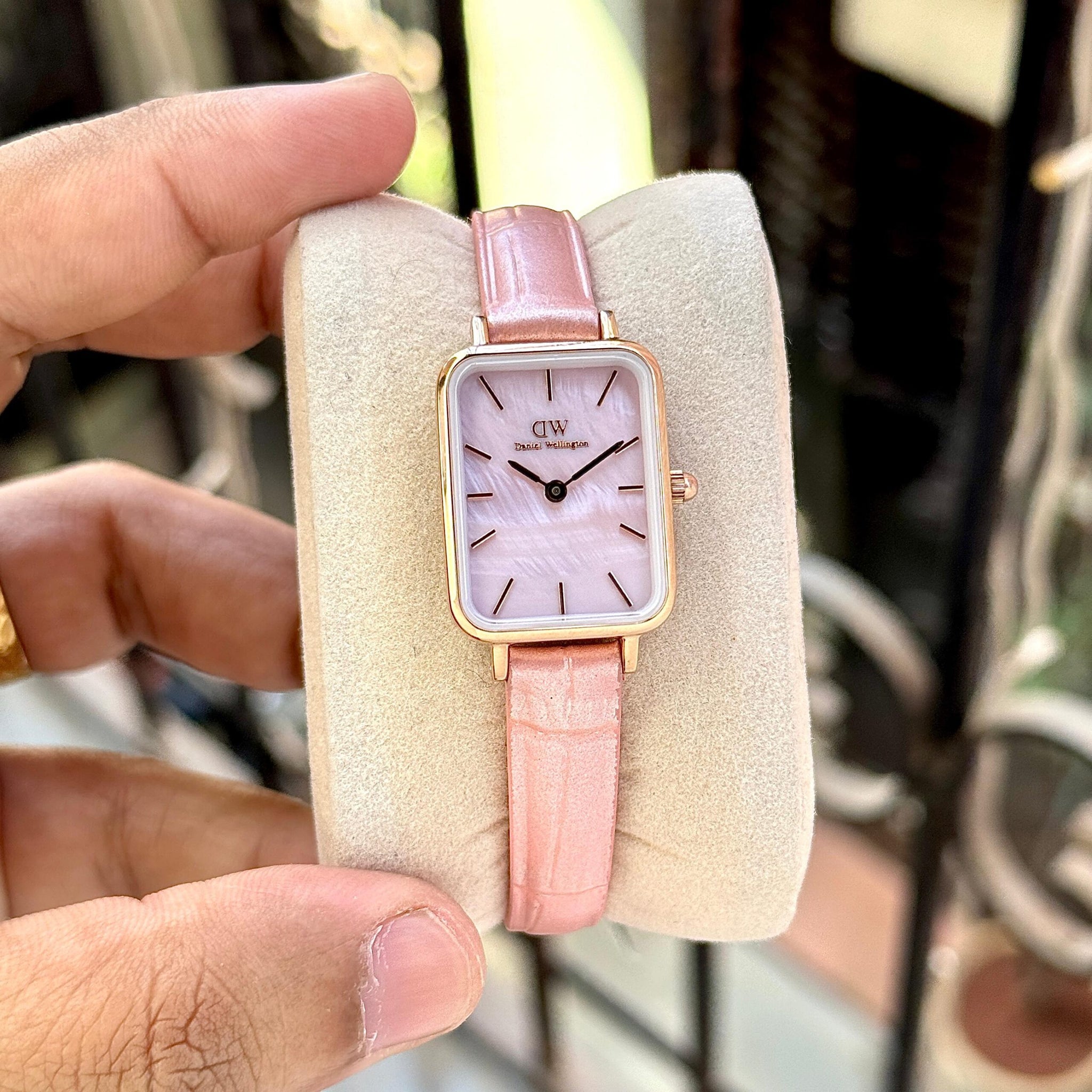 Daniel Wellington Quadro Cherry Blossom