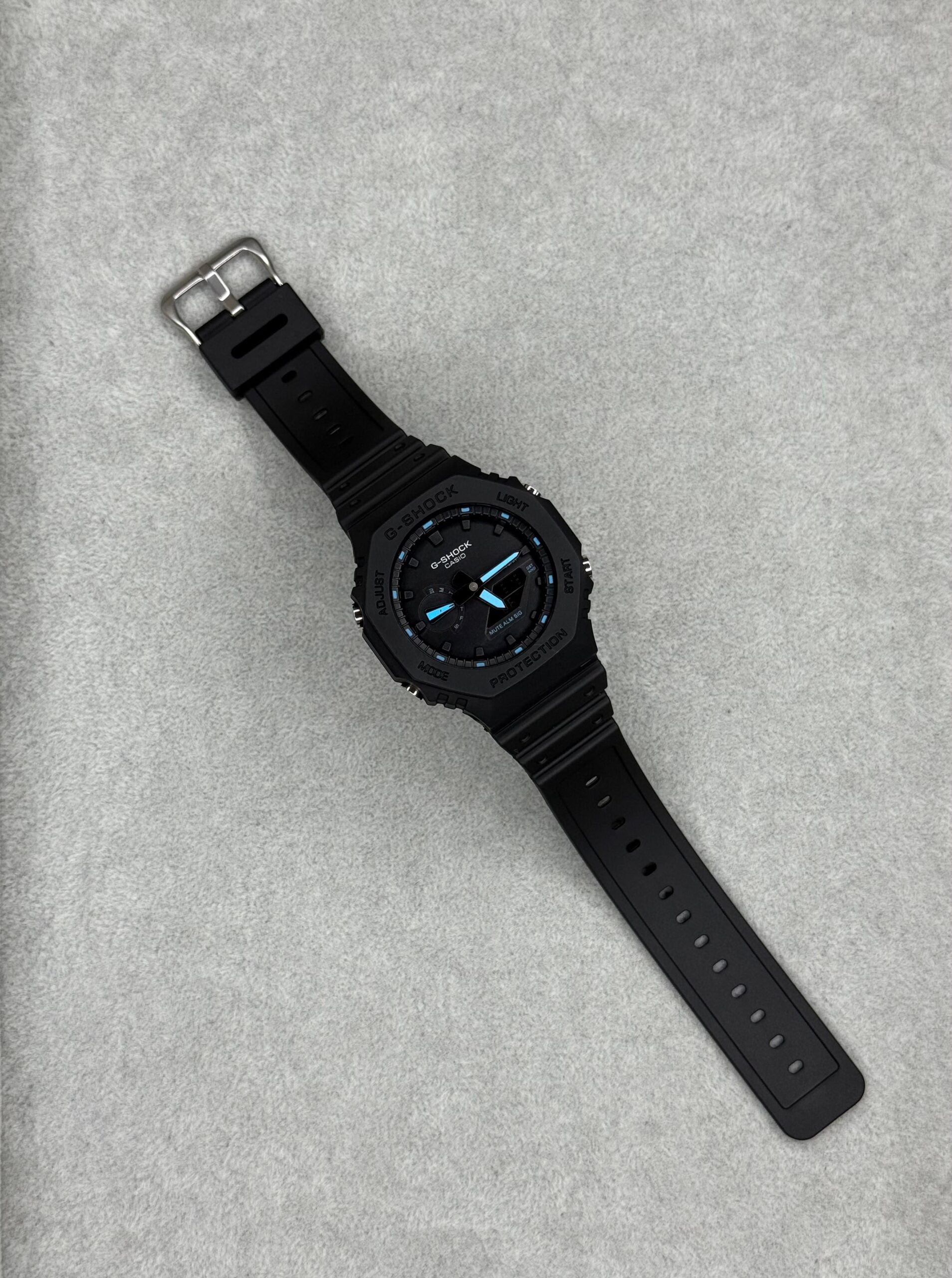 G Shock GA-2100-1A2 Analog-Digital