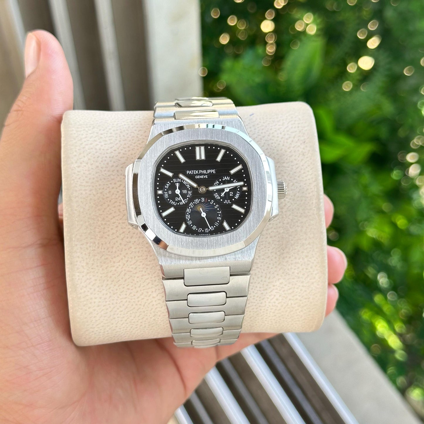 Patek Philippe Nautilus Silver Automatic