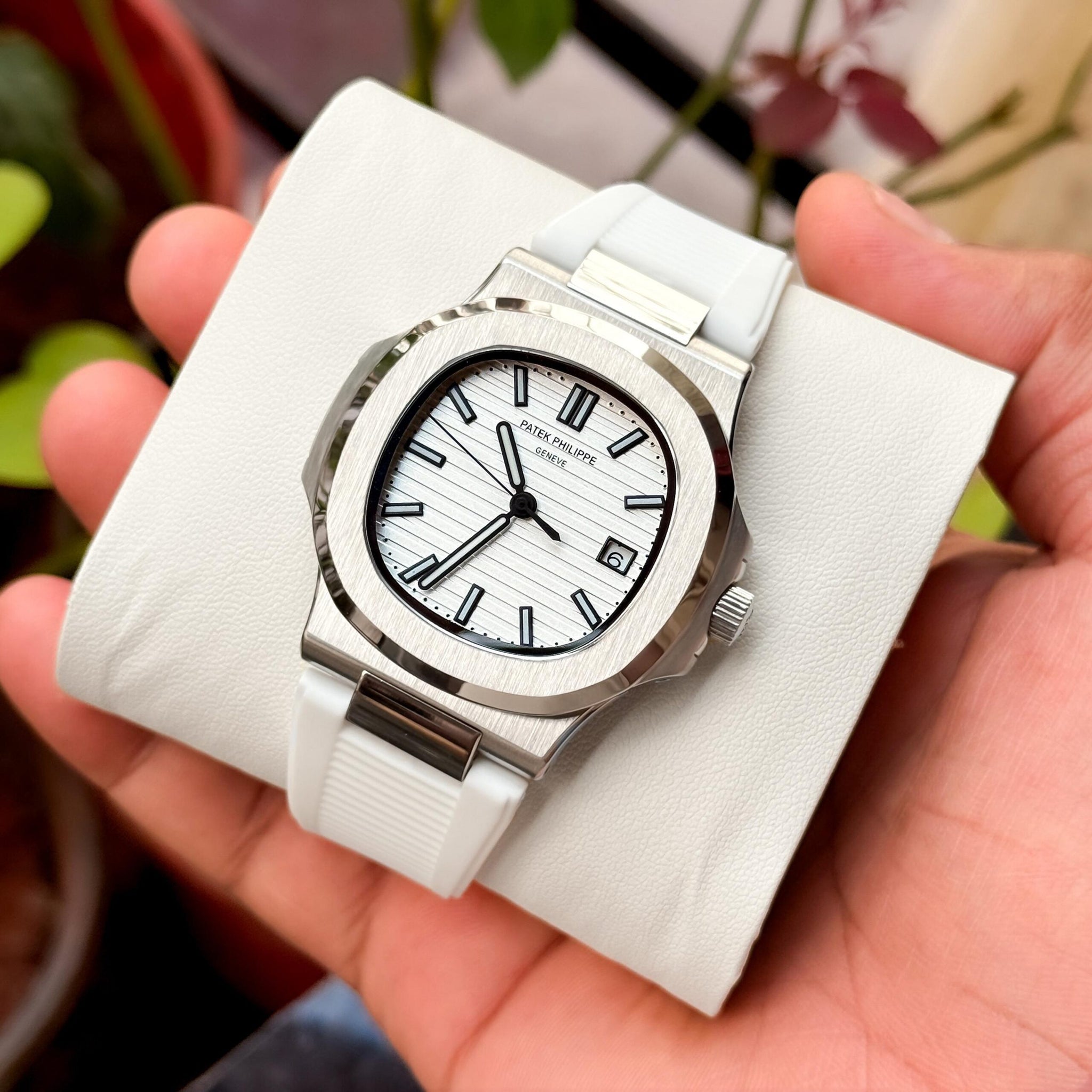 Patek Philippe Nautilus White Automatic