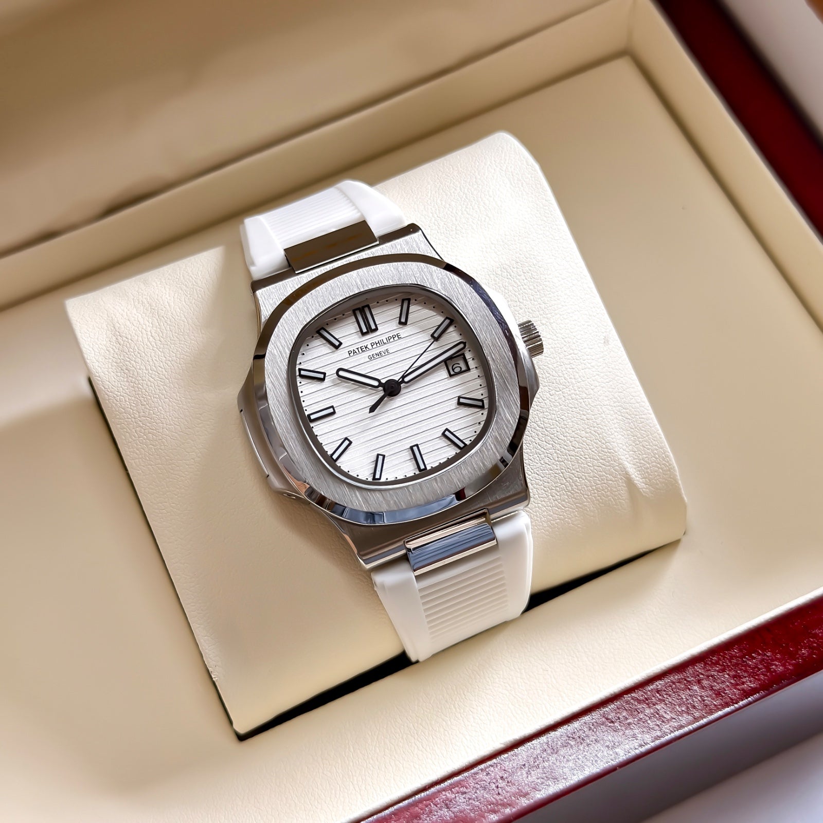 Patek Philippe Nautilus White Automatic