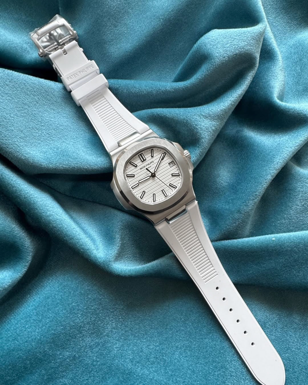 Patek Philippe Nautilus White Automatic