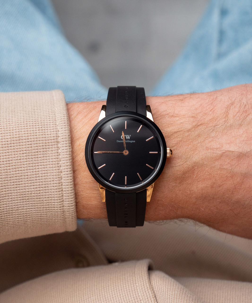 Daniel Wellington Black Dial