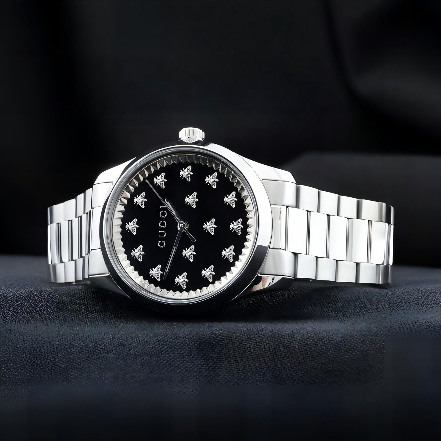 Gucci G-Timeless Signature Heritage Bee Dial