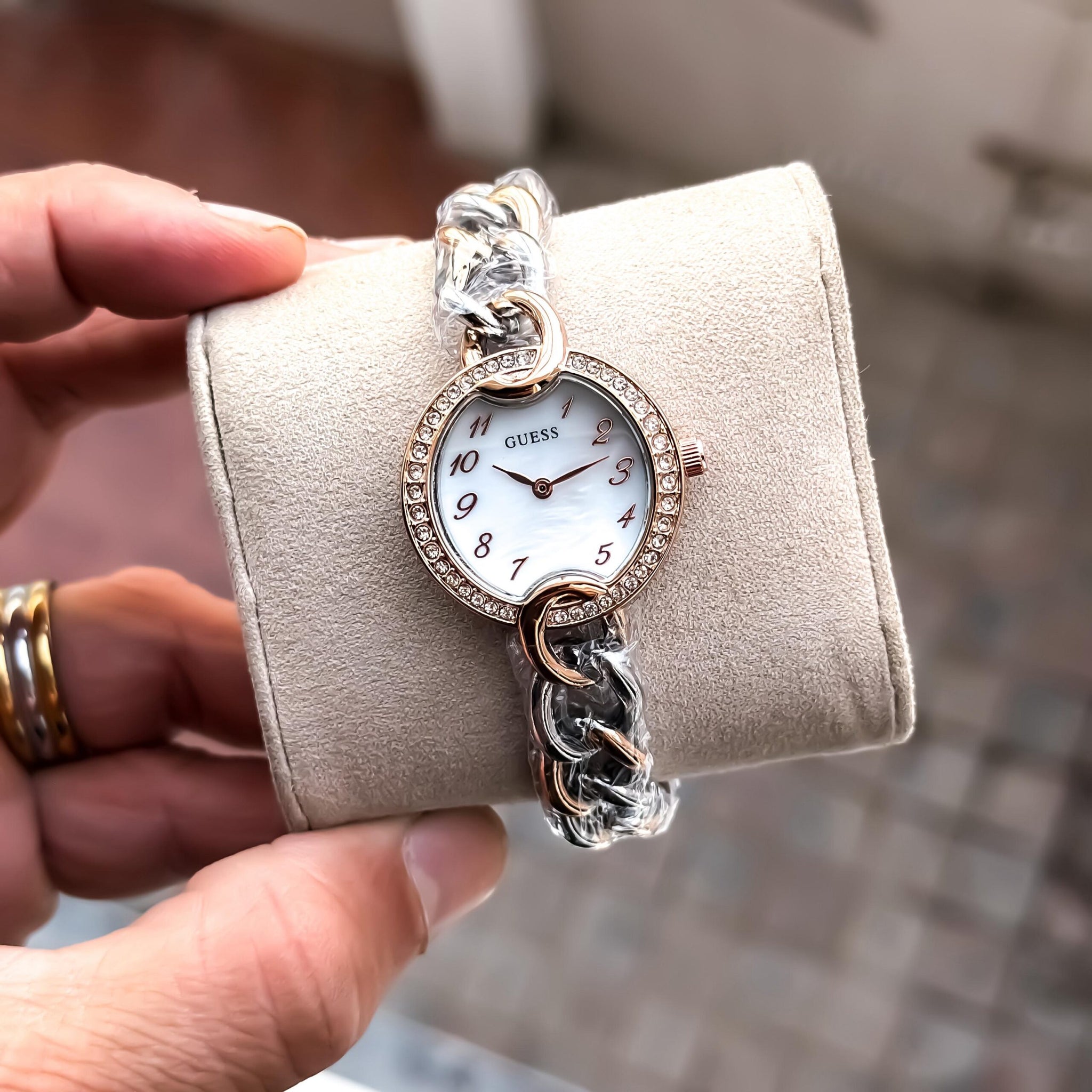 Guess Rumour White Dial Quartz