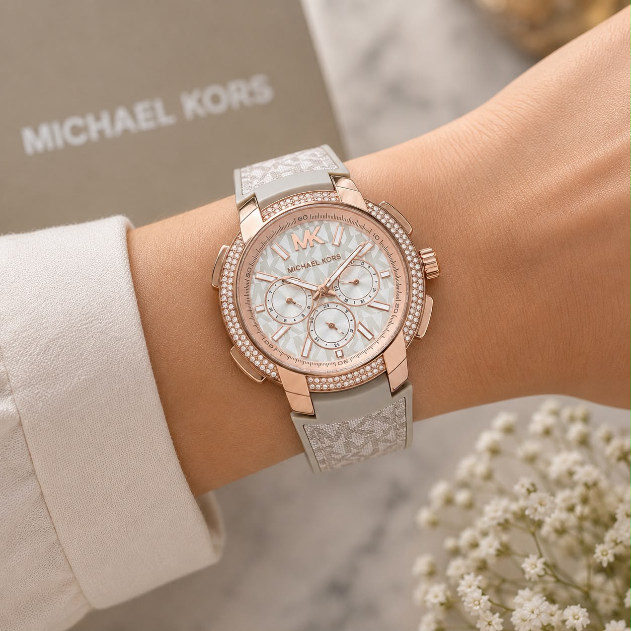 Michael Kors Sidney Monogram Dial