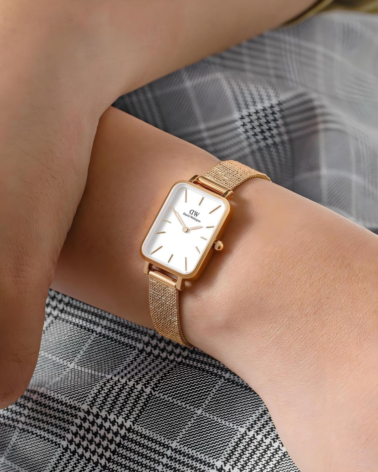 Daniel Wellington Rectangular Analog Dial