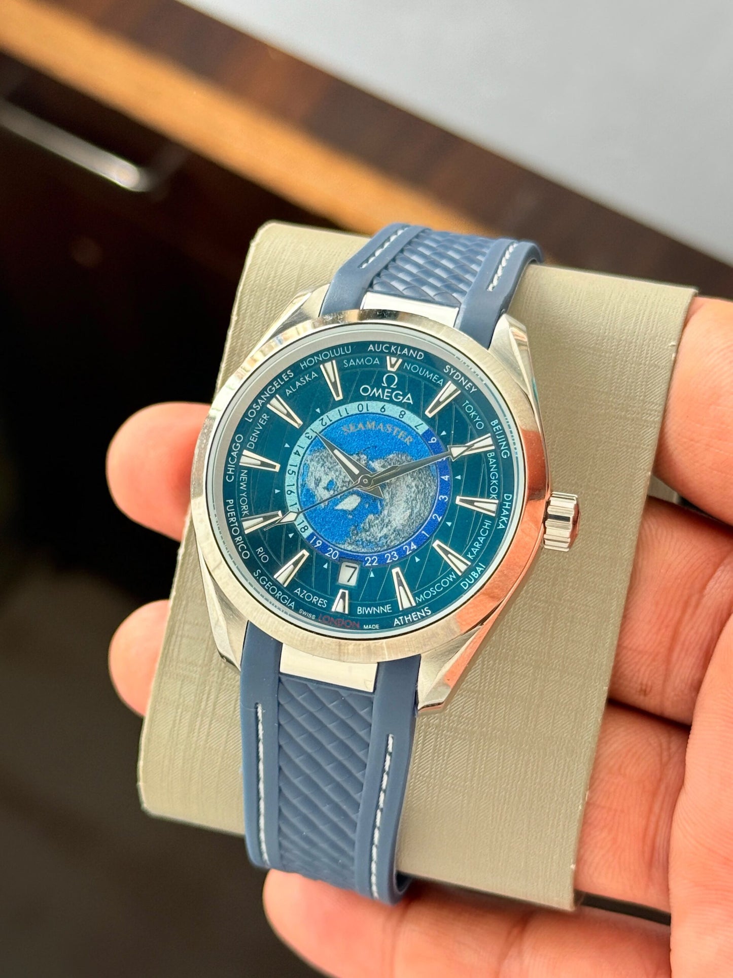 Omega Seamaster Aqua Terra Worldmap Automatic