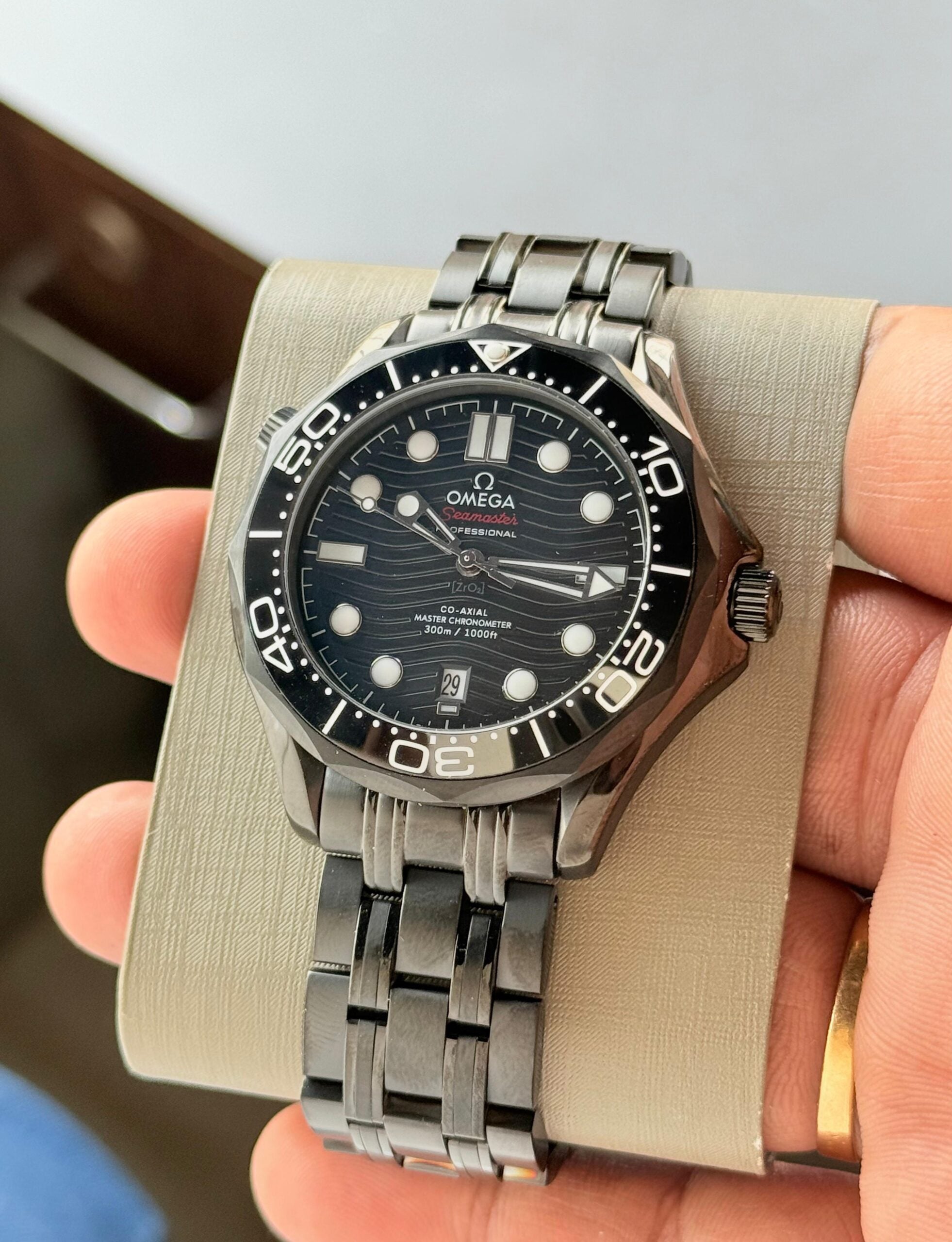 Omega Seamaster Diver 300M Chronometer Automatic