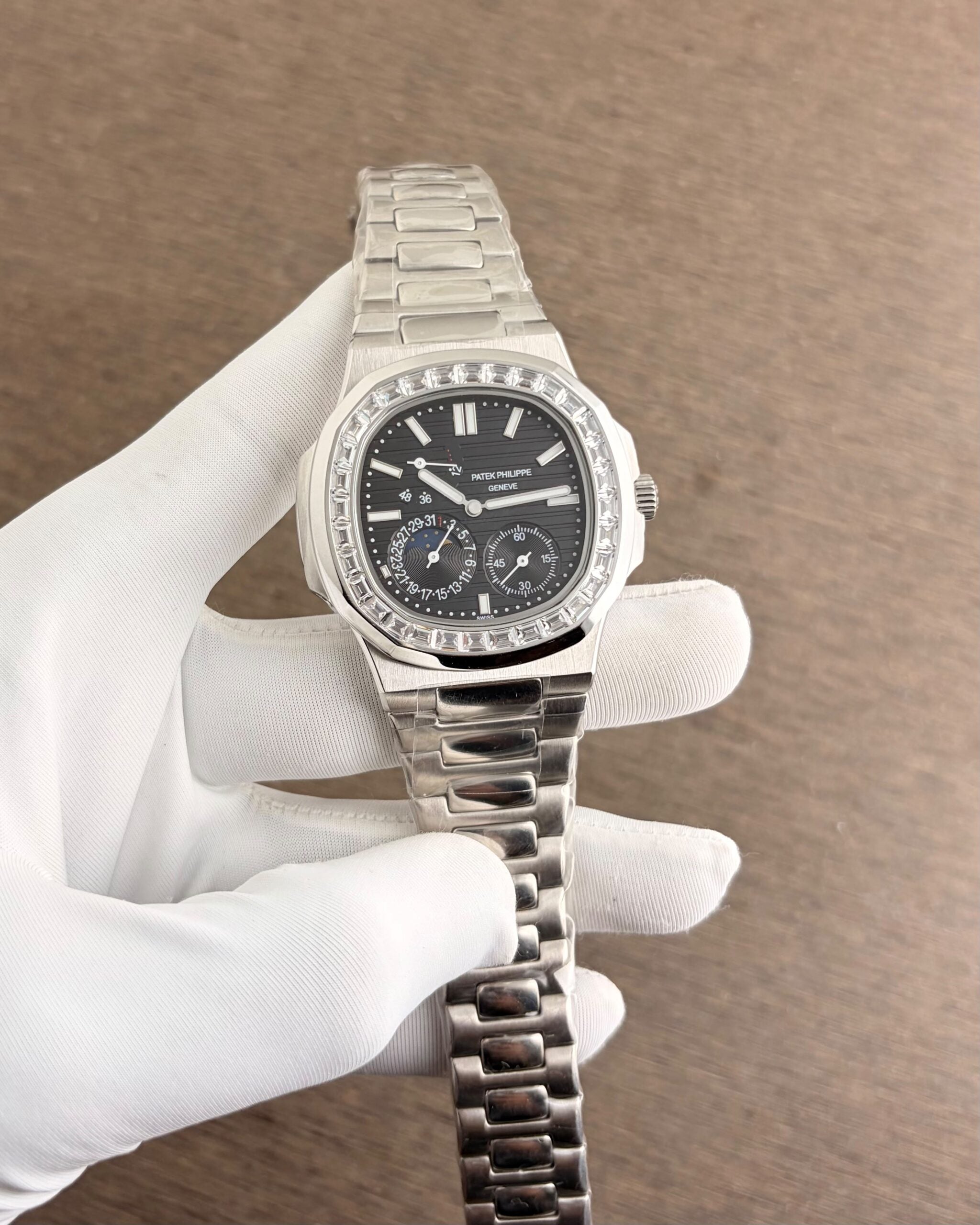Patek Philippe Nautilus Silver Diamond Edition