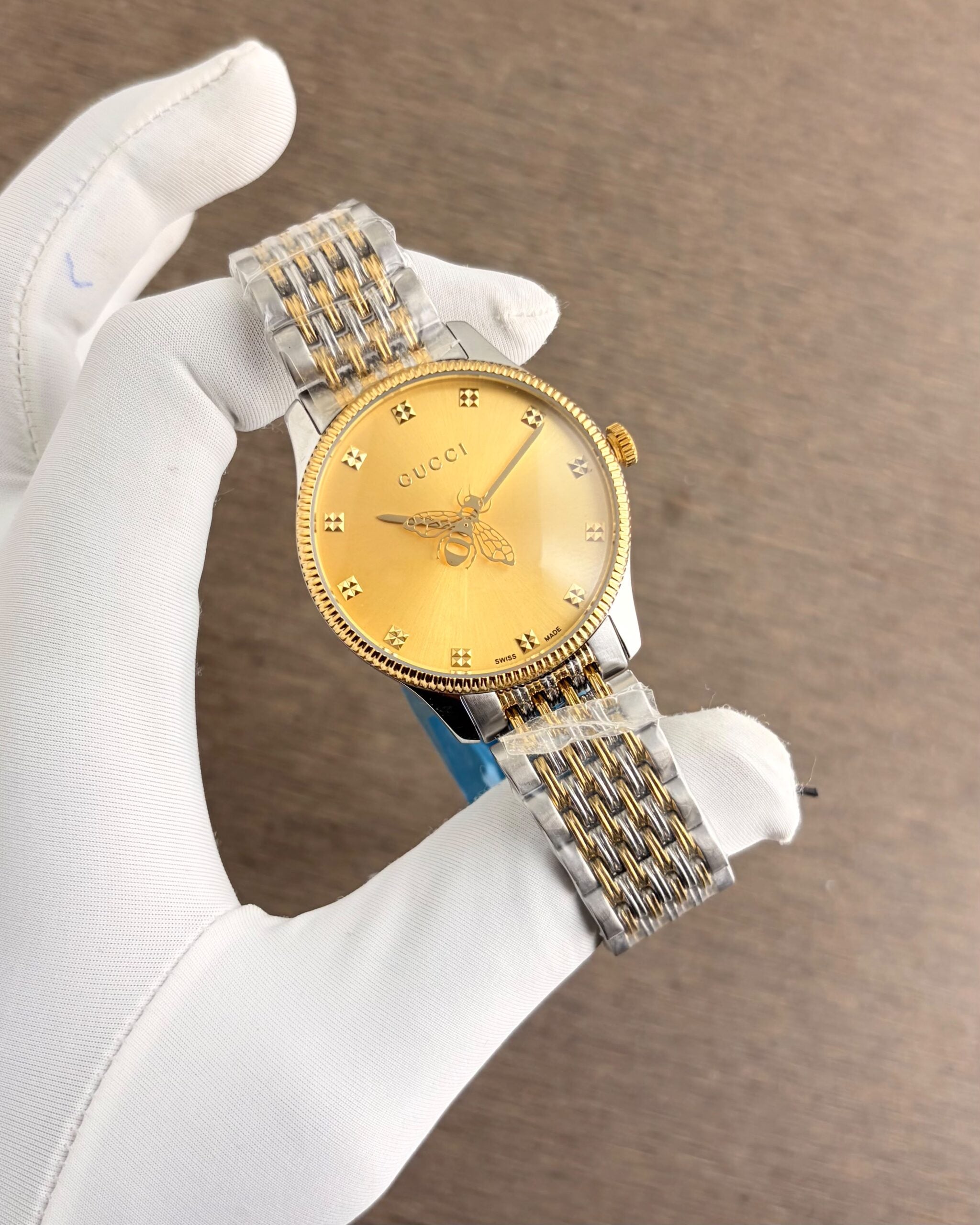 Gucci G-Timeless Slim Bee Two-Tone