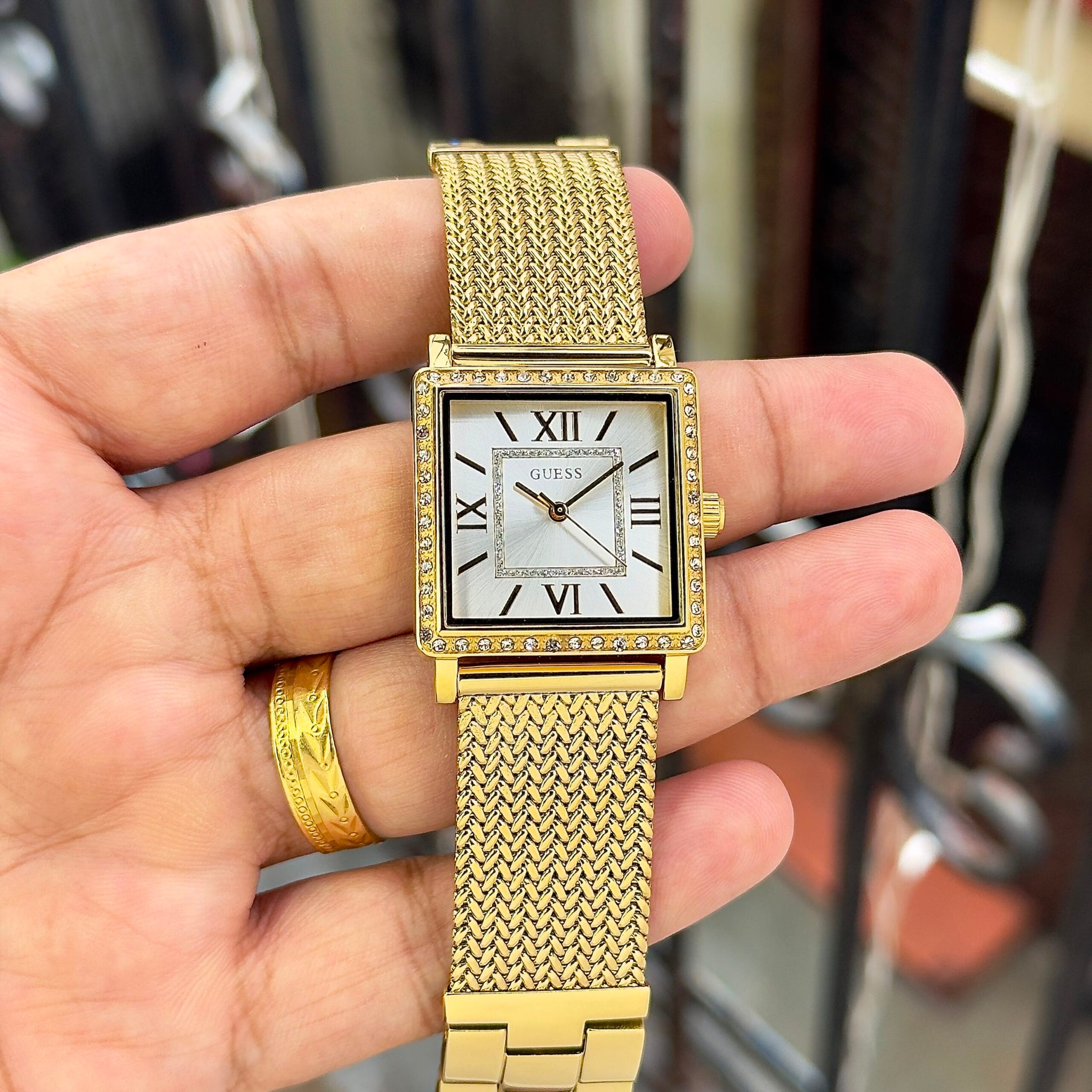 Guess Classic Series Gold Mesh Quartz