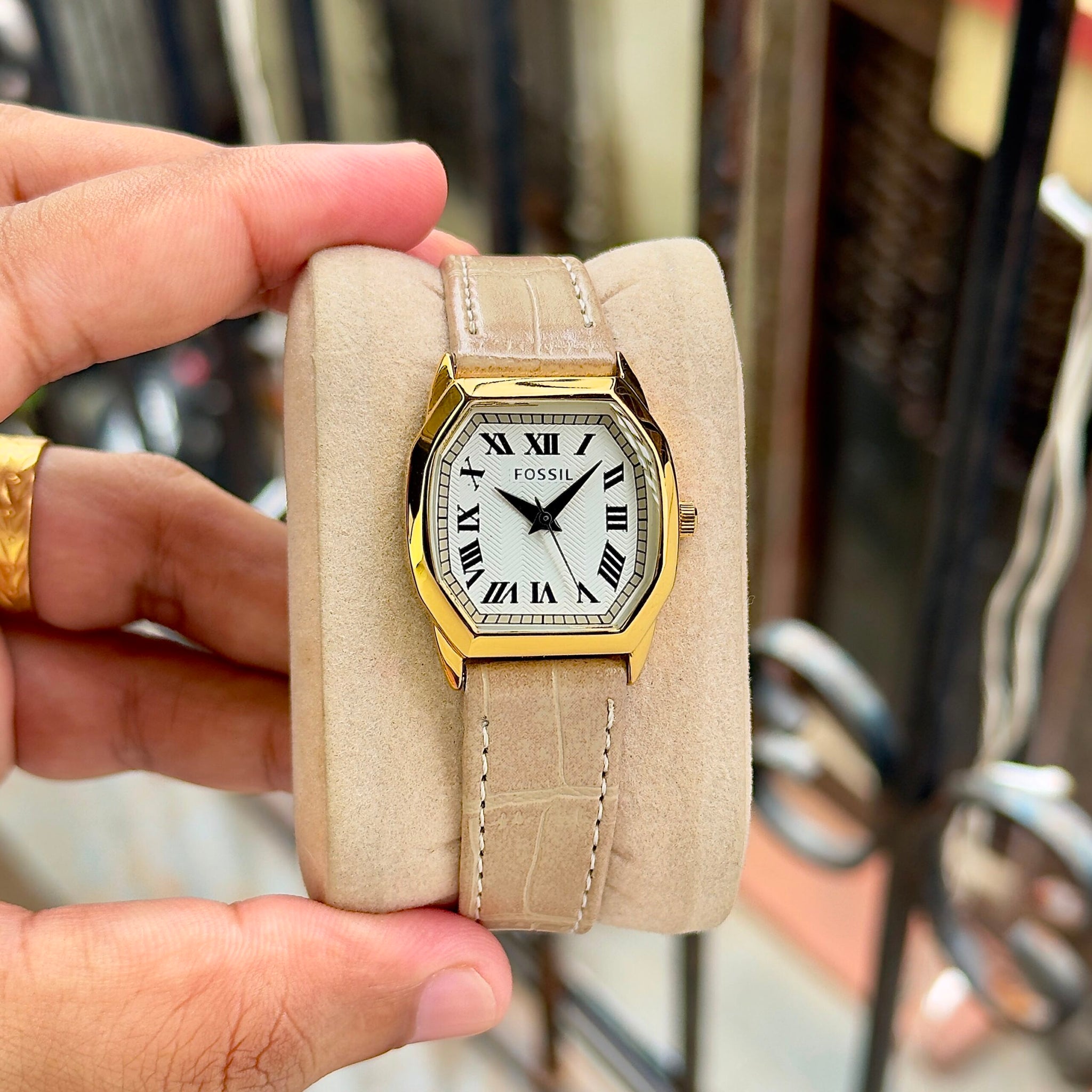 Fossil Vintage Elegance Cream Dial
