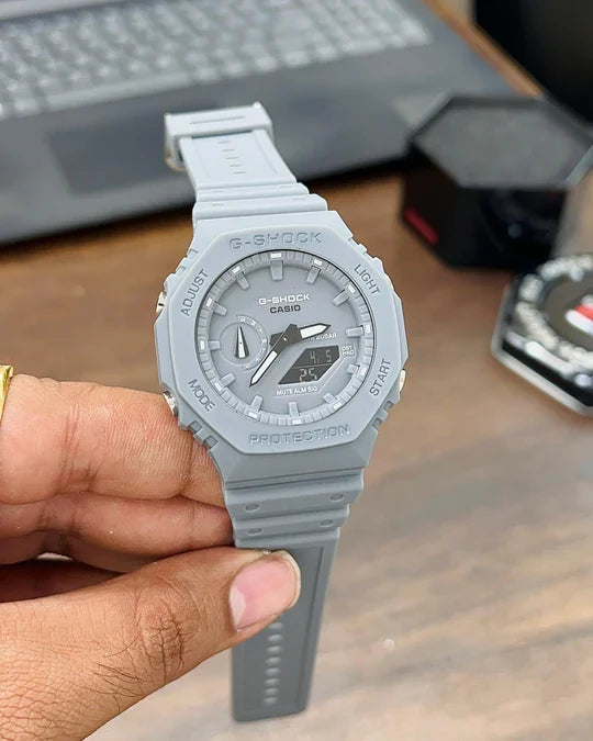 Premium Classic Watch With Slim Case Design