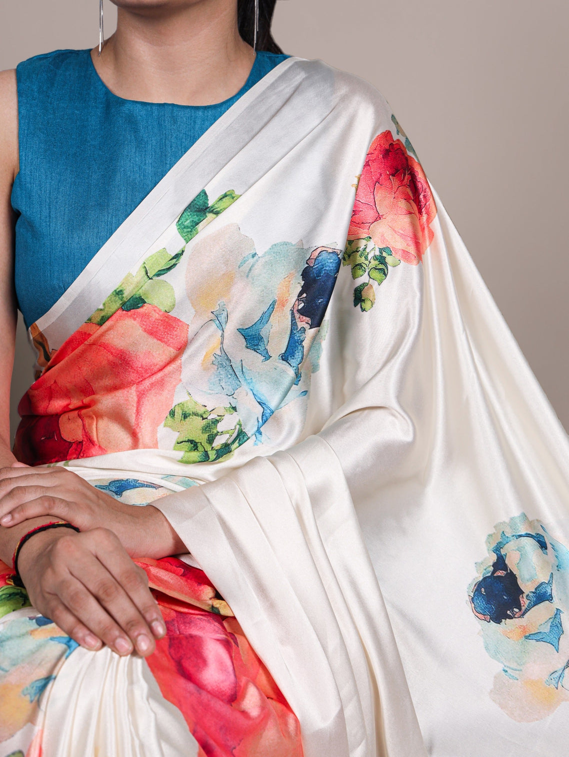 White Elegant Floral Print Satin Silk Saree with Plain Banglory Blouse Piece