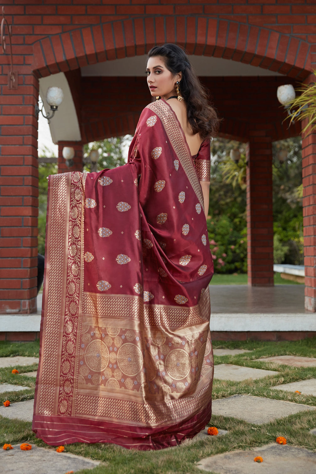 Wine Weaving Banarasi Silk Festival Wear Saree
