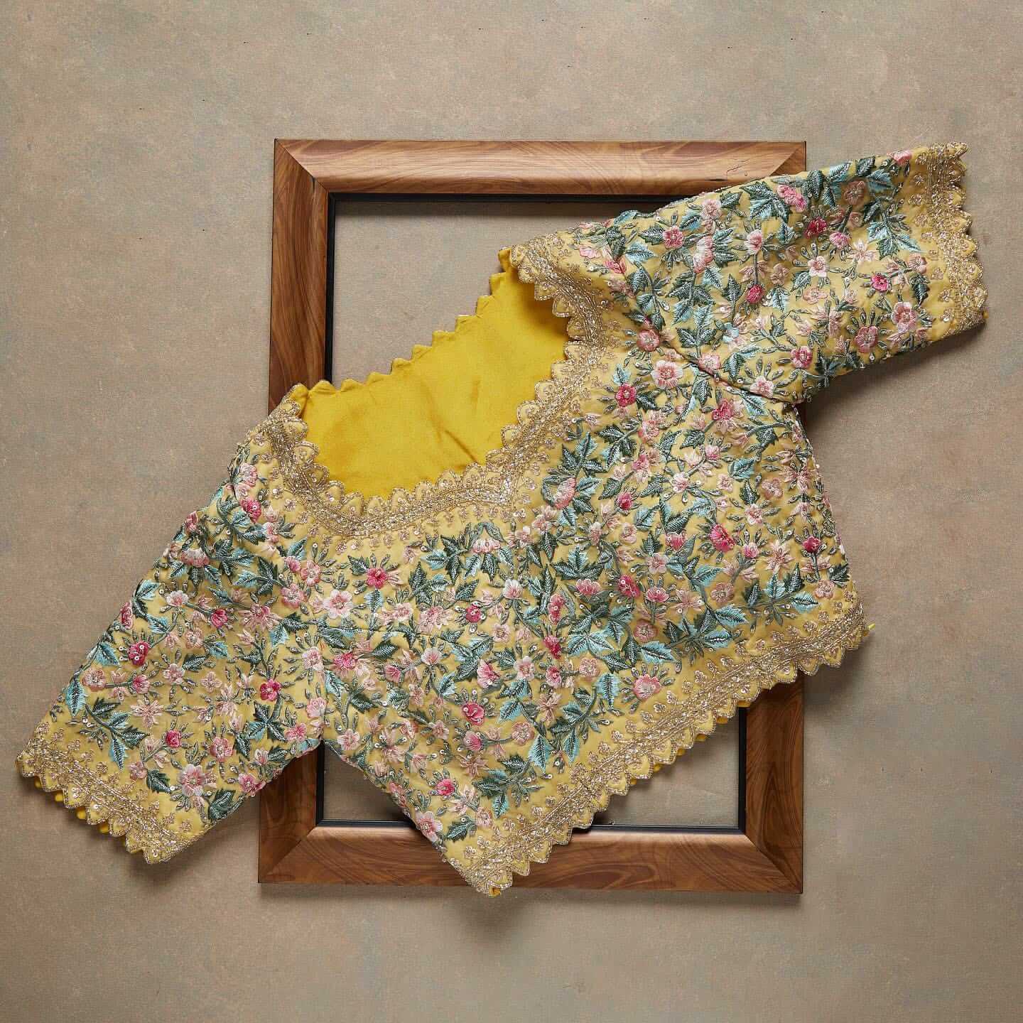 Yellow Saree in Organza Silk With Resham Work With Unstitched Blouse