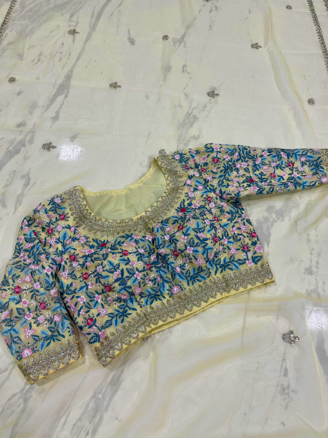 Yellow Saree in Organza Silk With Resham Work With Unstitched Blouse