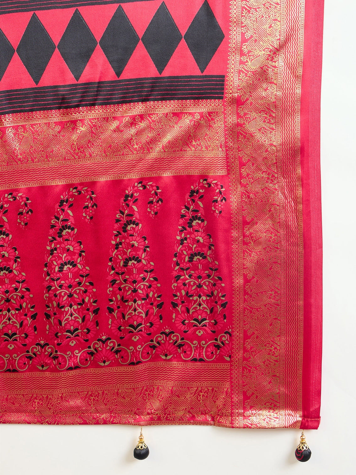 Aavira Classic Semi Modal Saree for Traditional Functions