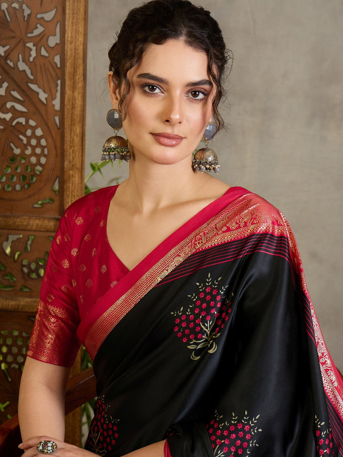 Aavira Classic Semi Modal Saree for Traditional Functions