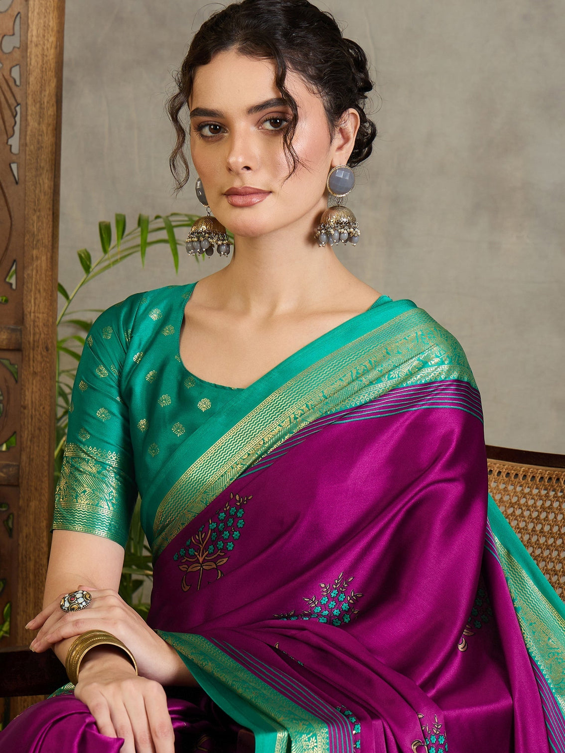 Aavira Classic Semi Modal Saree for Traditional Functions