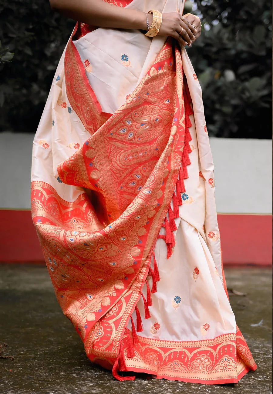Traditional white red soft silk bengali festival saree with meenakari phool design