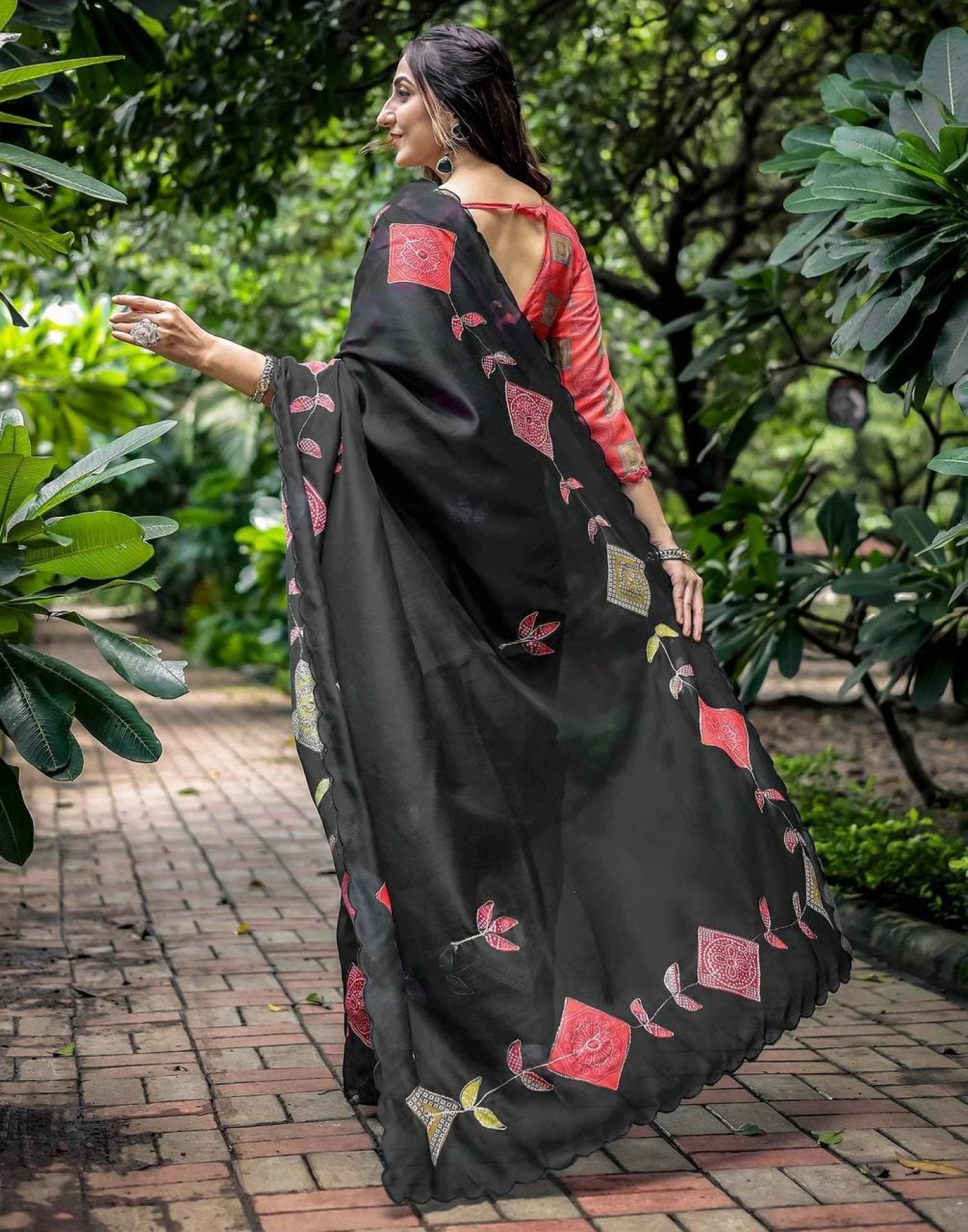 Black Cotton Printed Saree with Blouse for Festive Wear