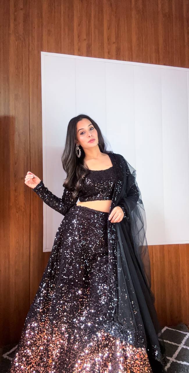 Black Dazzling Velvet Sequin Lehenga – Unstitch Blouse & Net Dupatta