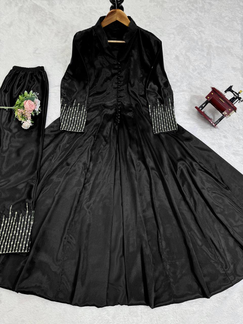 Black Elegant Chinon Silk Ensemble – Perfect for Every Occasion!