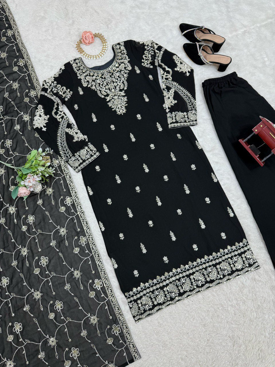 Black Elegant Faux Georgette Embroidered 3-Piece Suit Set with Lace Border Dupatta