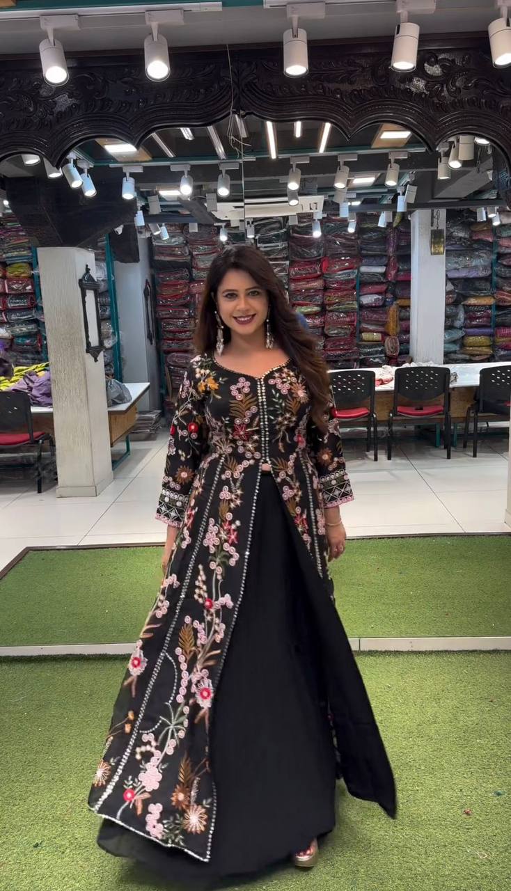 Black Elegant Fox Georgette Lehenga Set with Full-Stitched Top & Lace Border Dupatta