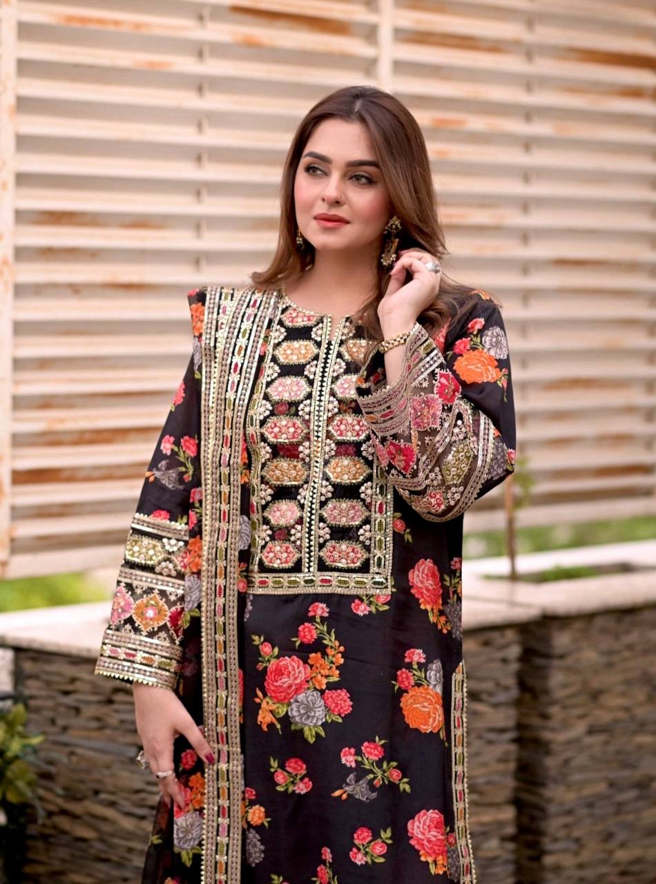 Black Elegant Heavy Chinon Silk Digital Print Suit Set