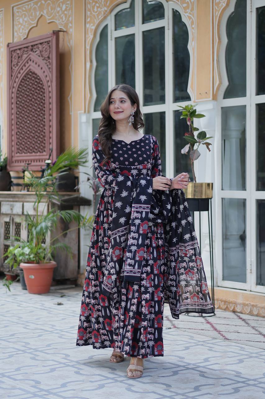 Black Elegant Pure Cotton Ethnic Suit Set – Comfort & Style Combined