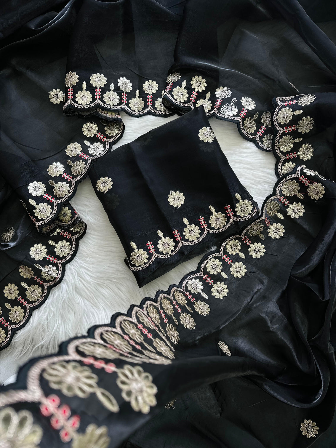 Black Saree with Beautiful Jaipuri Gota Work – Complete with Matching Running Blouse