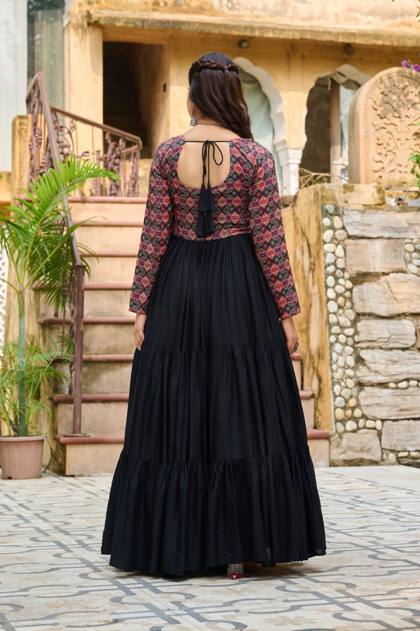 Black Navratri Special Gown with Kutchi Gamthi Embroidery – 3 Layer Frill & 12 Meter Flair