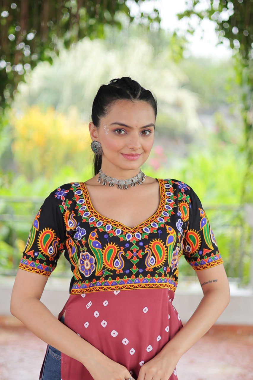 Black & Pink shade Navratri Special Printed Rayon Kurti with Kutchi Gamthi Embroidery & Pan Neck