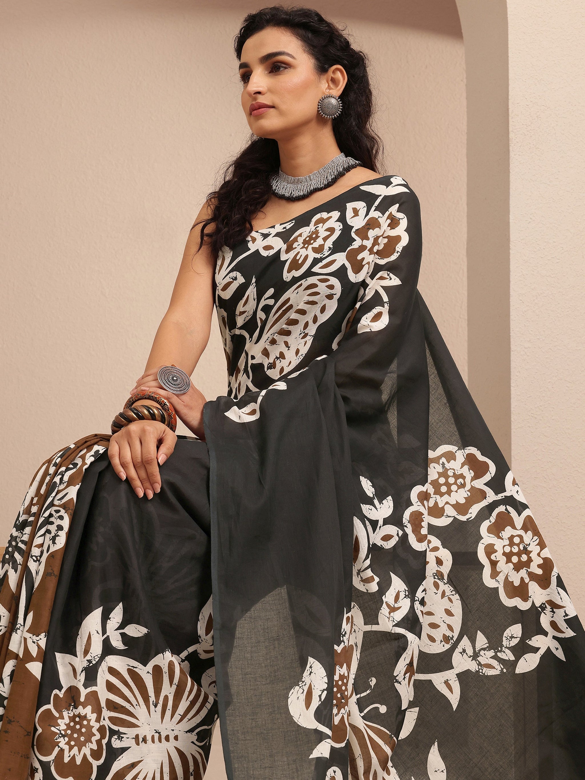 Libas Black Printed Cotton Saree With Unstitched Blouse Piece