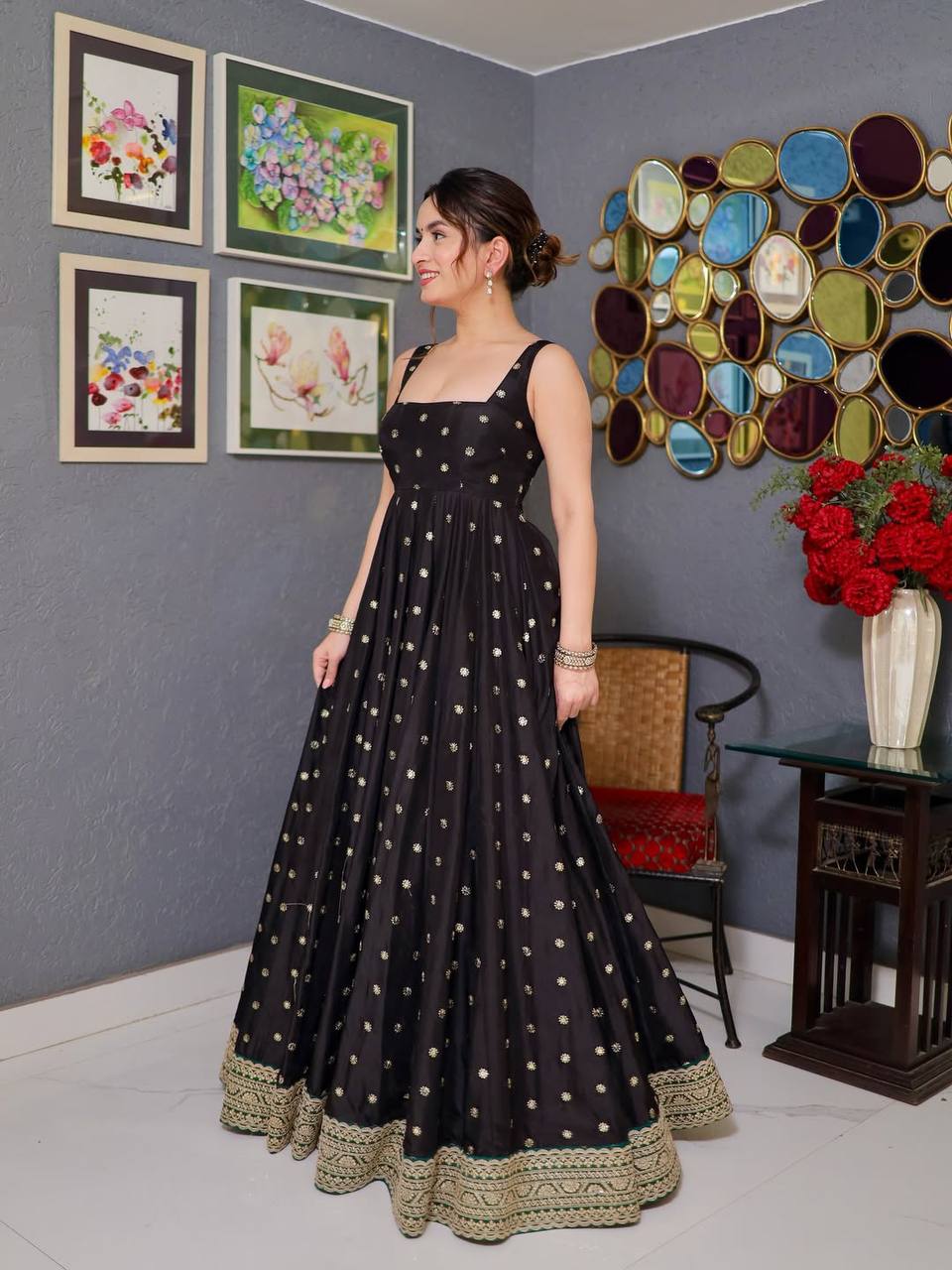 Black Silk Designer Anarkali Suit Set with 5mm Sequins & Thread Embroidery – Luxurious Kali-Cut Ensemble with Net Dupatta