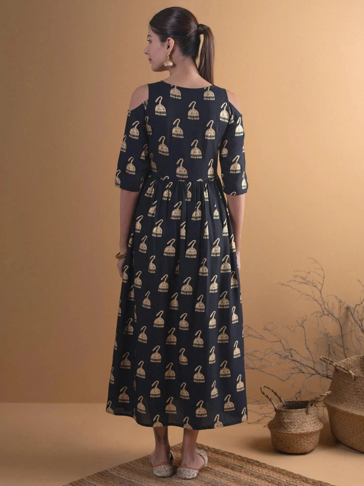 Libas Black Solid Rayon Dress